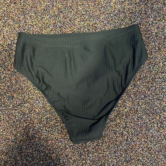 High-Waisted, High-Leg Bikini Bottoms - Picture 2 of 3